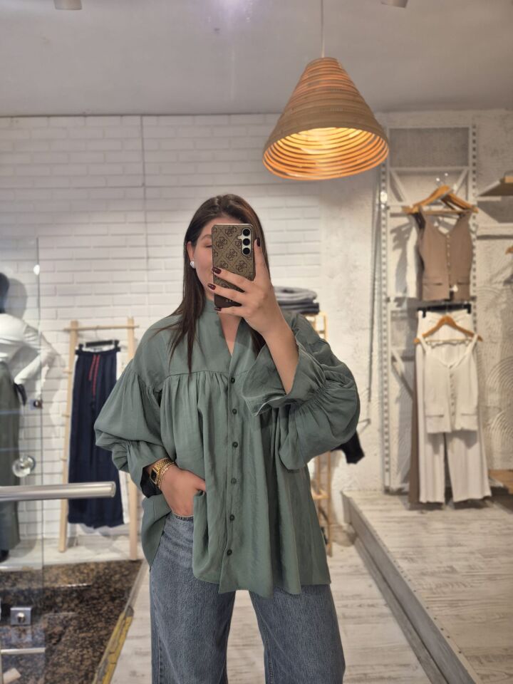 Dökümlü Oversize Gömlek